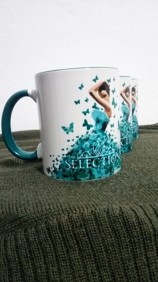 Caneca Porcelana a seleção the selection livro