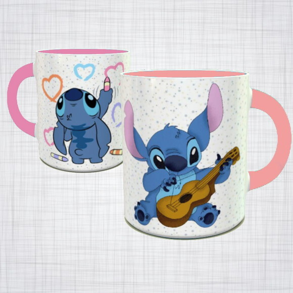 Caneca Porcelana lilo e stitch tocando violão desenhando