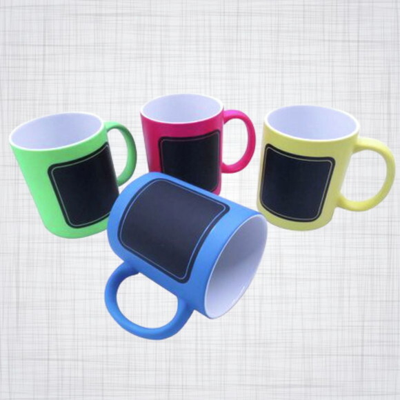Caneca Porcelana Lousa colorida c/ 5 giz