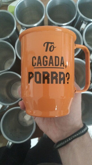 caneca aluminio laranja personalizada 600 ml
