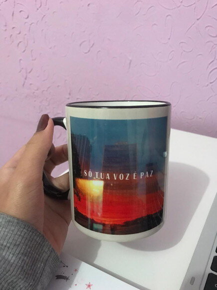 Caneca Porcelana Branca Alça / Borda Colorida Personalizada