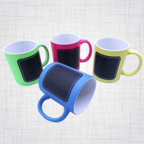 Caneca Porcelana Lousa colorida c/ 5 giz