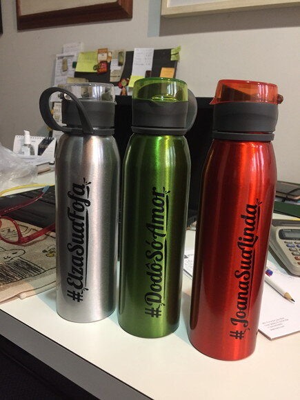 Squeeze Alumínio com Tampa e Alça 650 ml personalizado