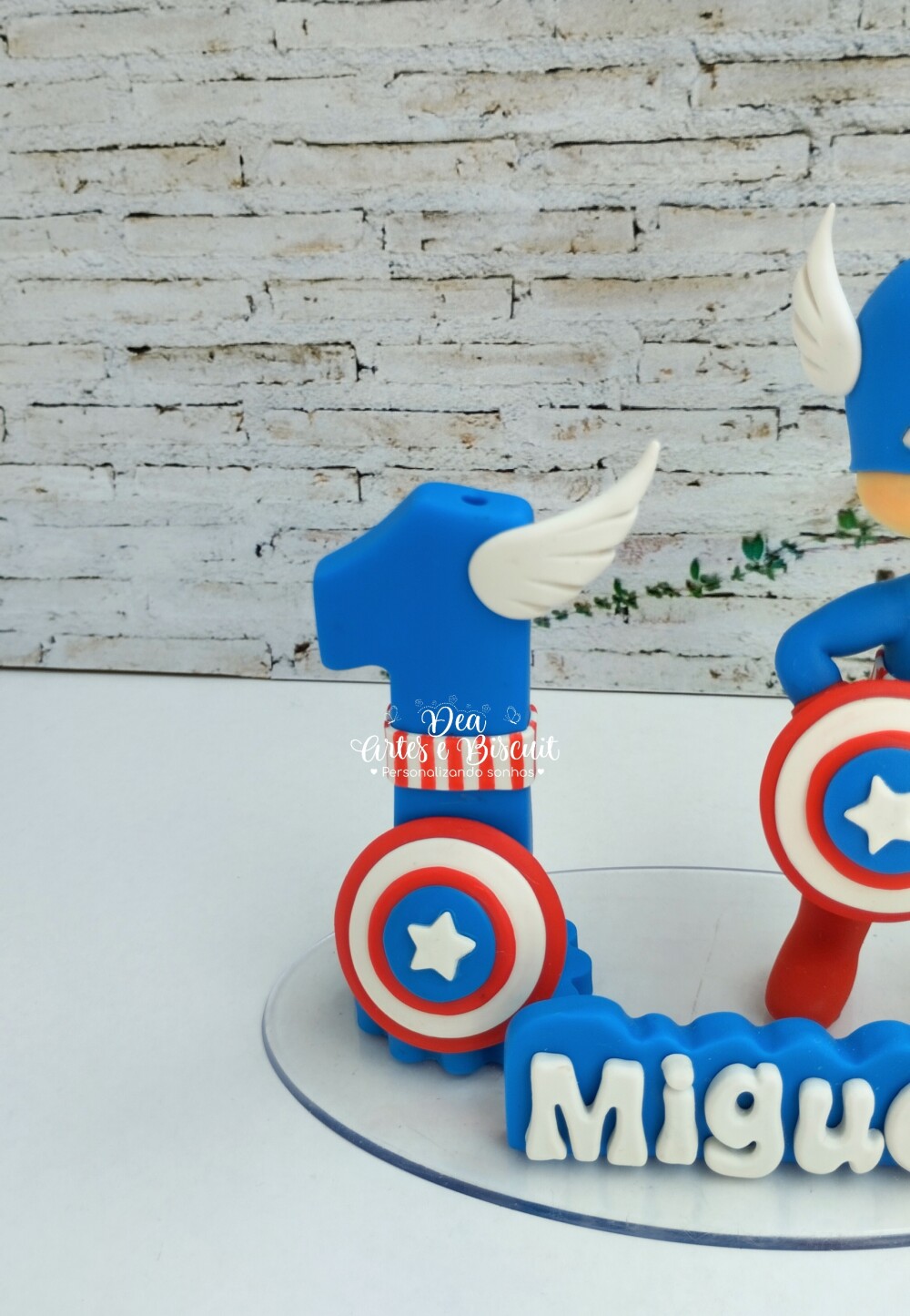 Topo de Bolo em Biscuit - Capitão América| Dea Artes e Biscuit