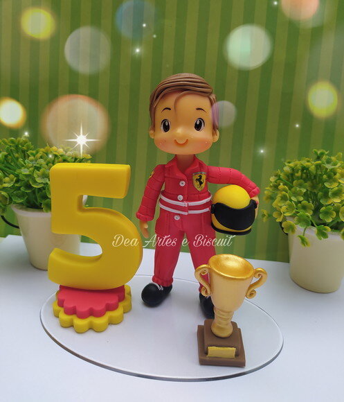 Topo de Bolo Personalizado em Biscuit - Piloto Formula 1