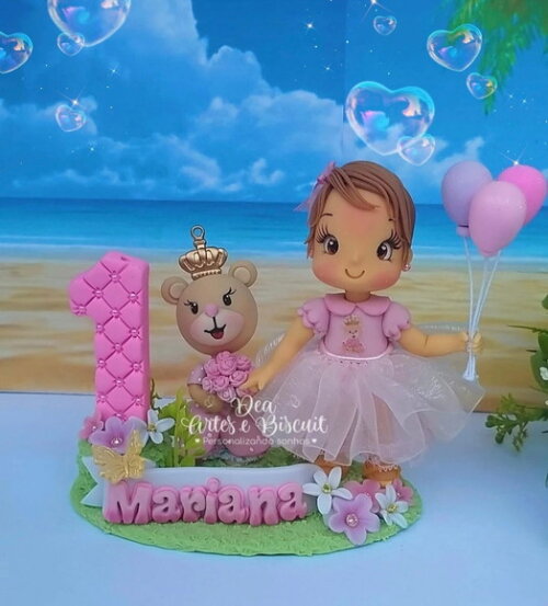 Topo de Bolo Ursa Princesa em Biscuit| Dea Artes e Biscuit