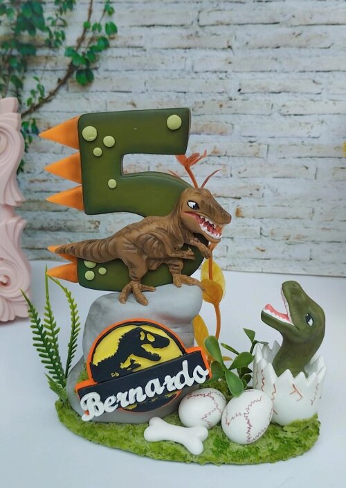 Vela Personalizada em Biscuit - Tema Dinossauro - Cópia