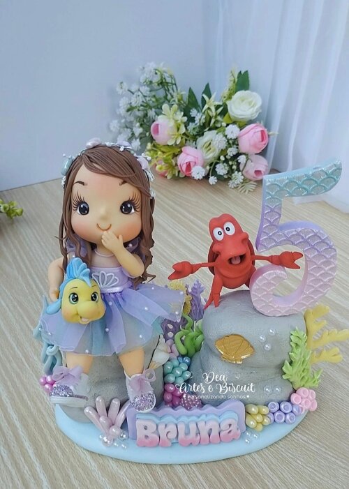 Topo de Bolo Personalizado Pequena Sereia em Biscuit - Luxo