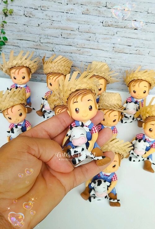 Aplique de Fazendeirinho Personalizado em Biscuit