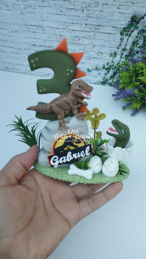 Vela Personalizada em Biscuit - Tema Dinossauro