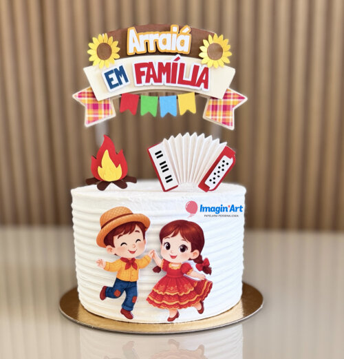TOPO DE BOLO SÃO JOÃO ARRAIÁ EM FAMÍLIA - ARQUIVO DIGITAL