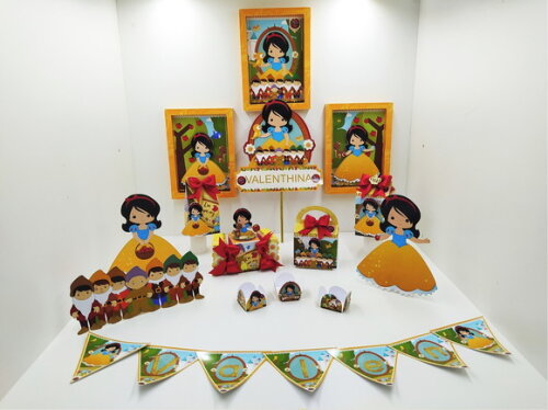 Kit É Só Um Bolinho Pequeno - Branca de Neve no Jardim