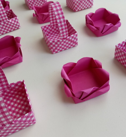 Cestinha Lótus Pink | Forminha para Doces em Origami