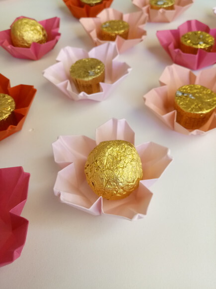 Flor de Cerejeira | Forminha para Doces em Origami