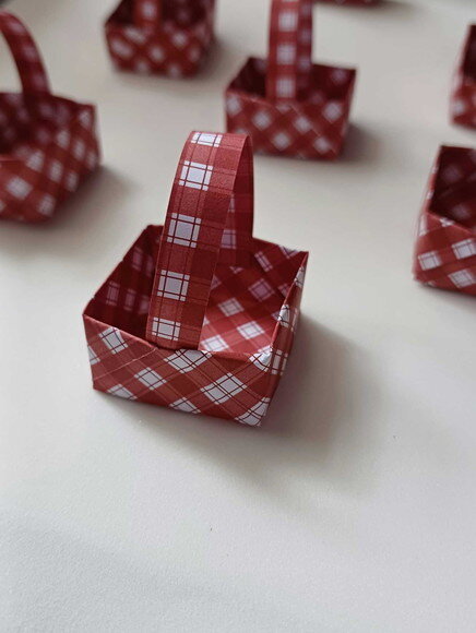 Cestinha Xadrez | Forminha para Doces em Origami