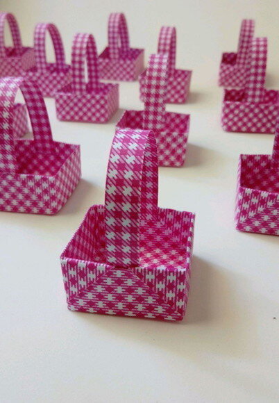 Cestinha Xadrez Pink | Forminha para Doces em Origami