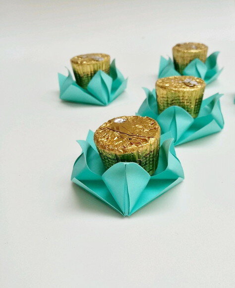 Lotus | Forminha para Doces em Origami