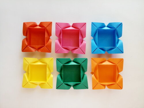 Pétalas | Forminha para Doces em Origami