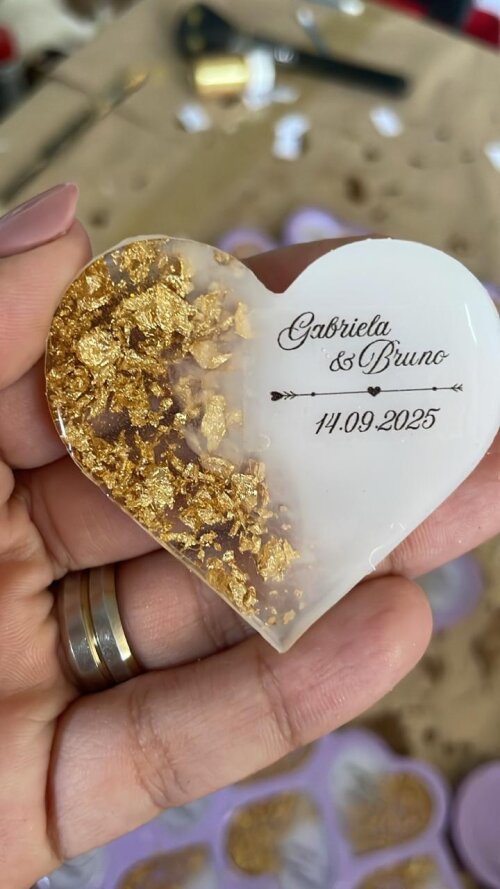 Lembrancinha de Casamento em Resina Personalizada