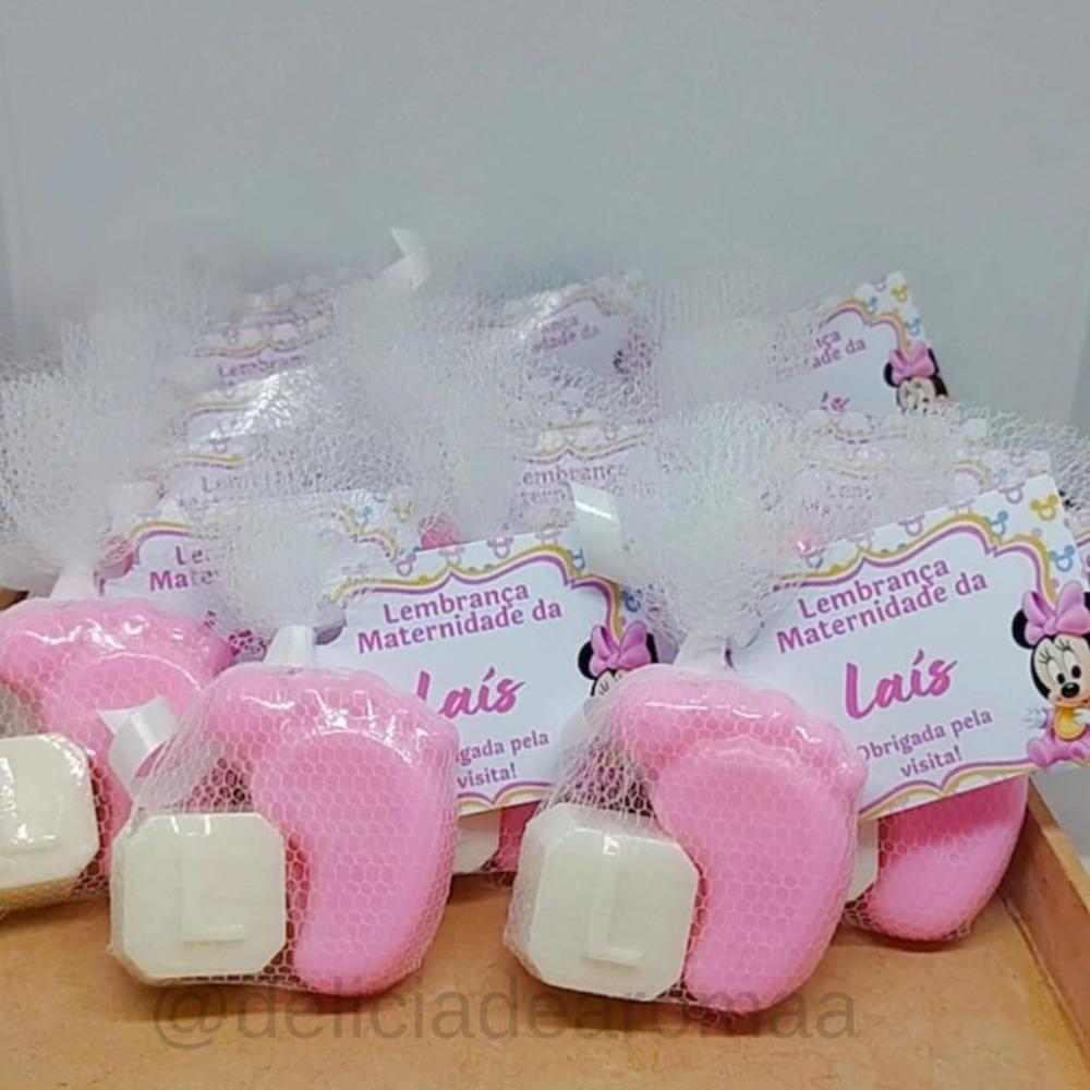 Lembrancinha Sabonete Artesanal Pezinho com 1 letra