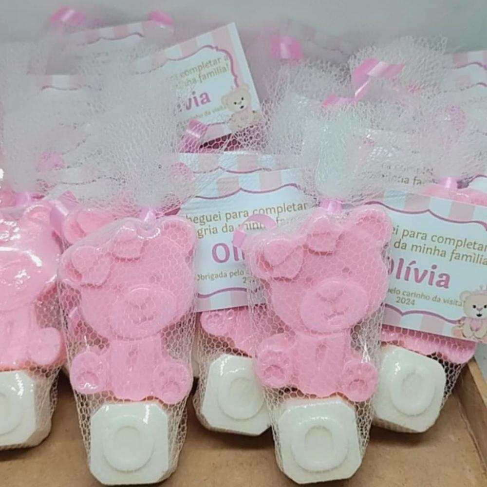 Lembrancinha Sabonete Artesanal Ursinho (a) com 1 letra