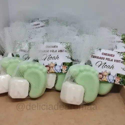 Lembrancinha Sabonete Artesanal Pezinho com 1 letra
