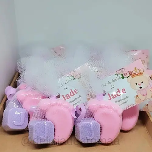 Lembrancinha Sabonete Artesanal Pezinho com 1 letra