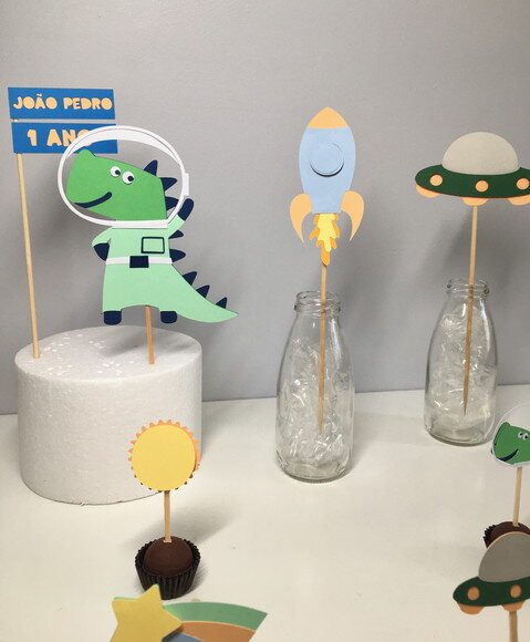 Kit Dinossauro Astronauta - Papelaria para Festa