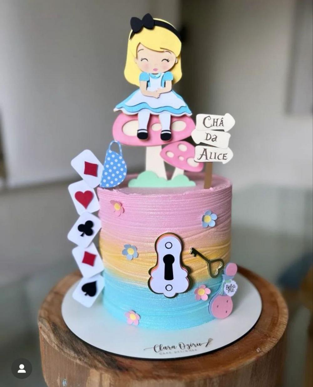 Topo de Bolo Alice 06 Somente Studio