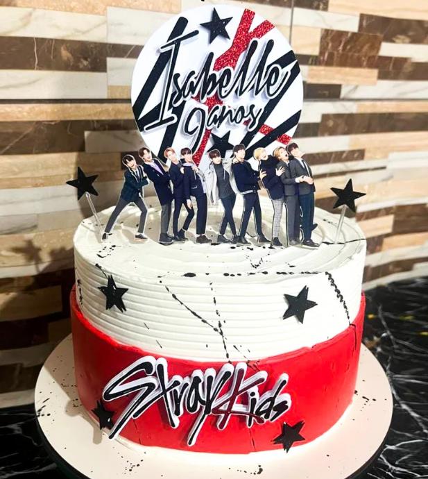 Topo de Bolo Stray Kids 01 Studio/PDF/PNG