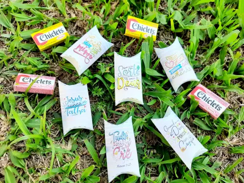 Arquivo Caixa Almofada Chicletes 02 STUDIO/PDF