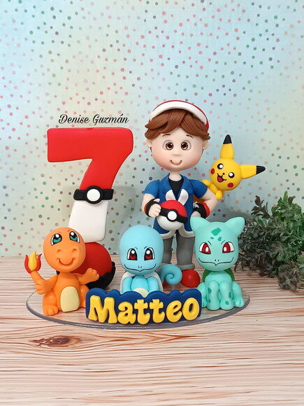 Topo de Bolo Pokémon em Biscuit