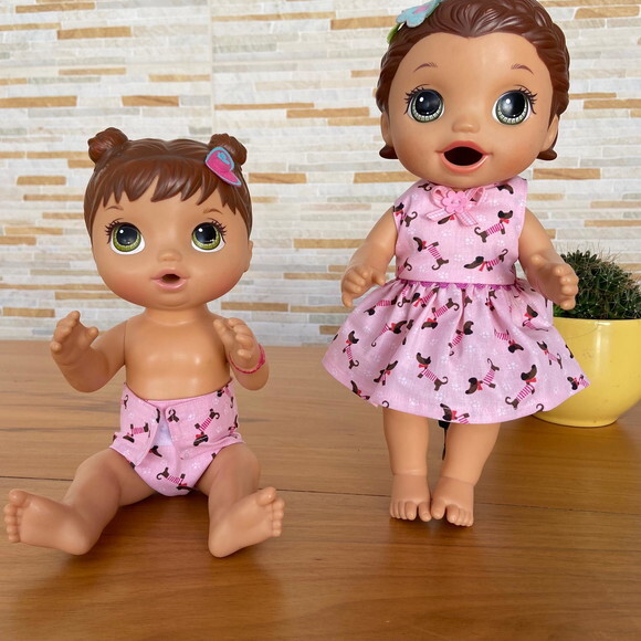 Roupinha para boneca Vestido e Fraldinha