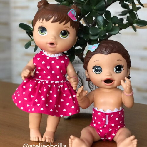 Roupinha para boneca Vestido e Fraldinha