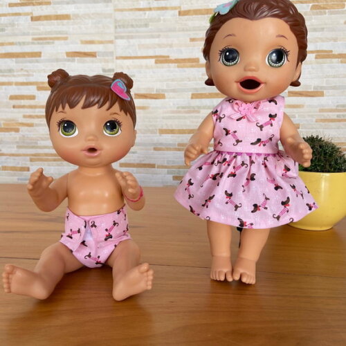 Roupinha para boneca Vestido e Fraldinha
