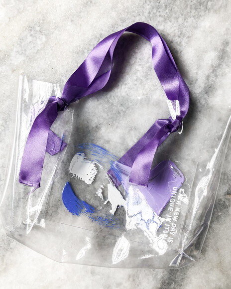 Lembrancinha Criativa - Bolsa Transparente e Placa Personali