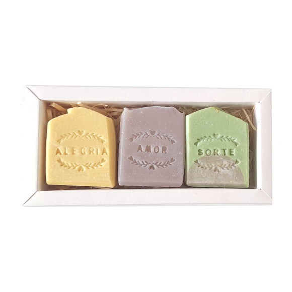 Caixa com 3 Sabonetes Naturais Cold Process