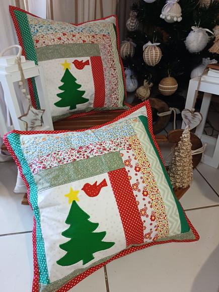 Almofada em Patchwork Natal