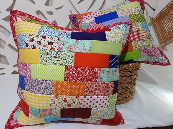 Capa para Almofada em Patchwork