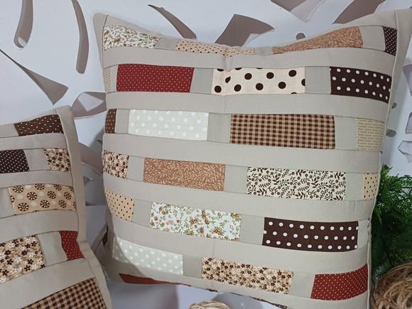 Capa para Almofada em Patchwork