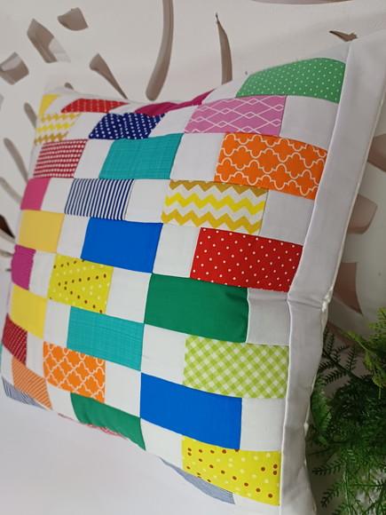 Capa para Almofada em Patchwork
