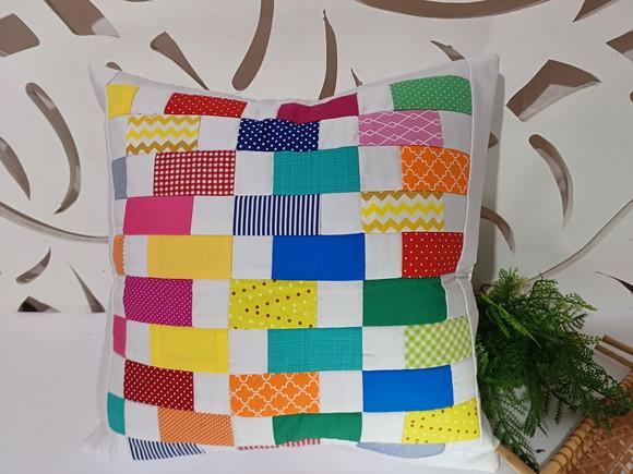 Capa para Almofada em Patchwork