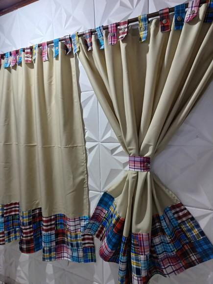 Cortina com Barrado em Patchwork