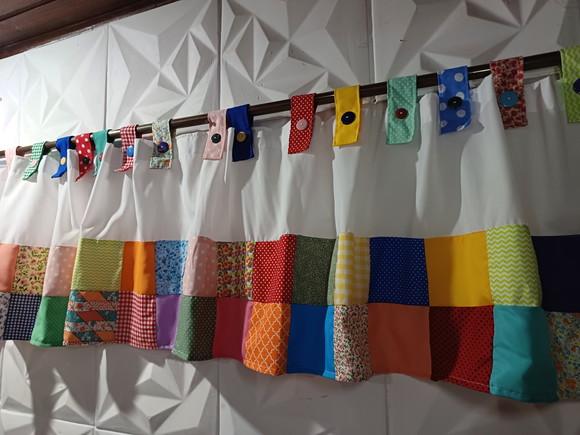 Cortina com Barrado em Patchwork