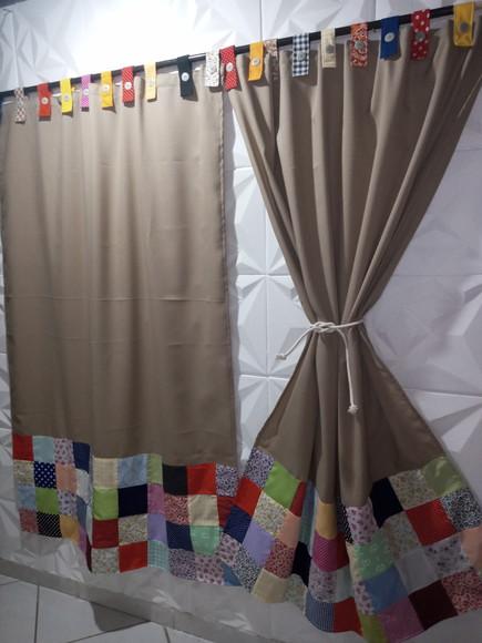 Cortina com Barrado em Patchwork