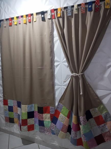 Cortina com Barrado em Patchwork
