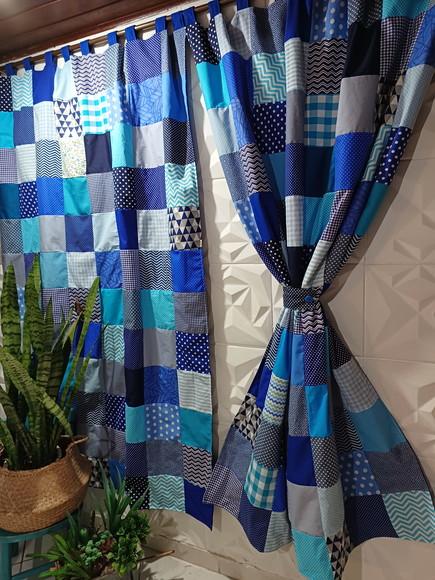 Cortina em Patchwork Azul