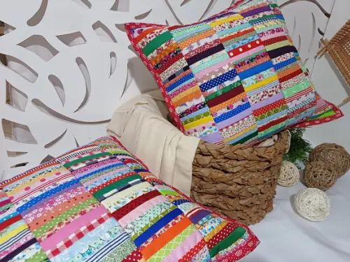 Capa para Almofada em Patchwork
