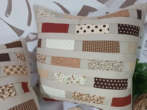 Capa para Almofada em Patchwork
