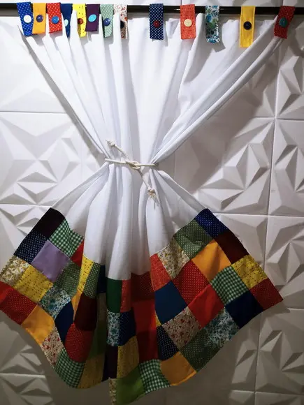 Cortina com Barrado em Patchwork